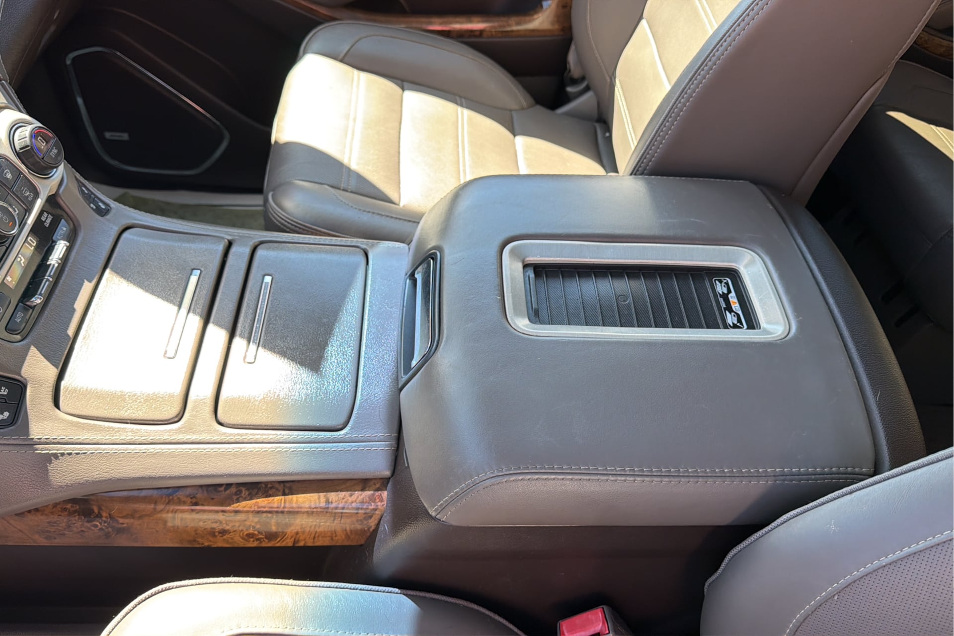 Photo 26 of this GMC Yukon XL