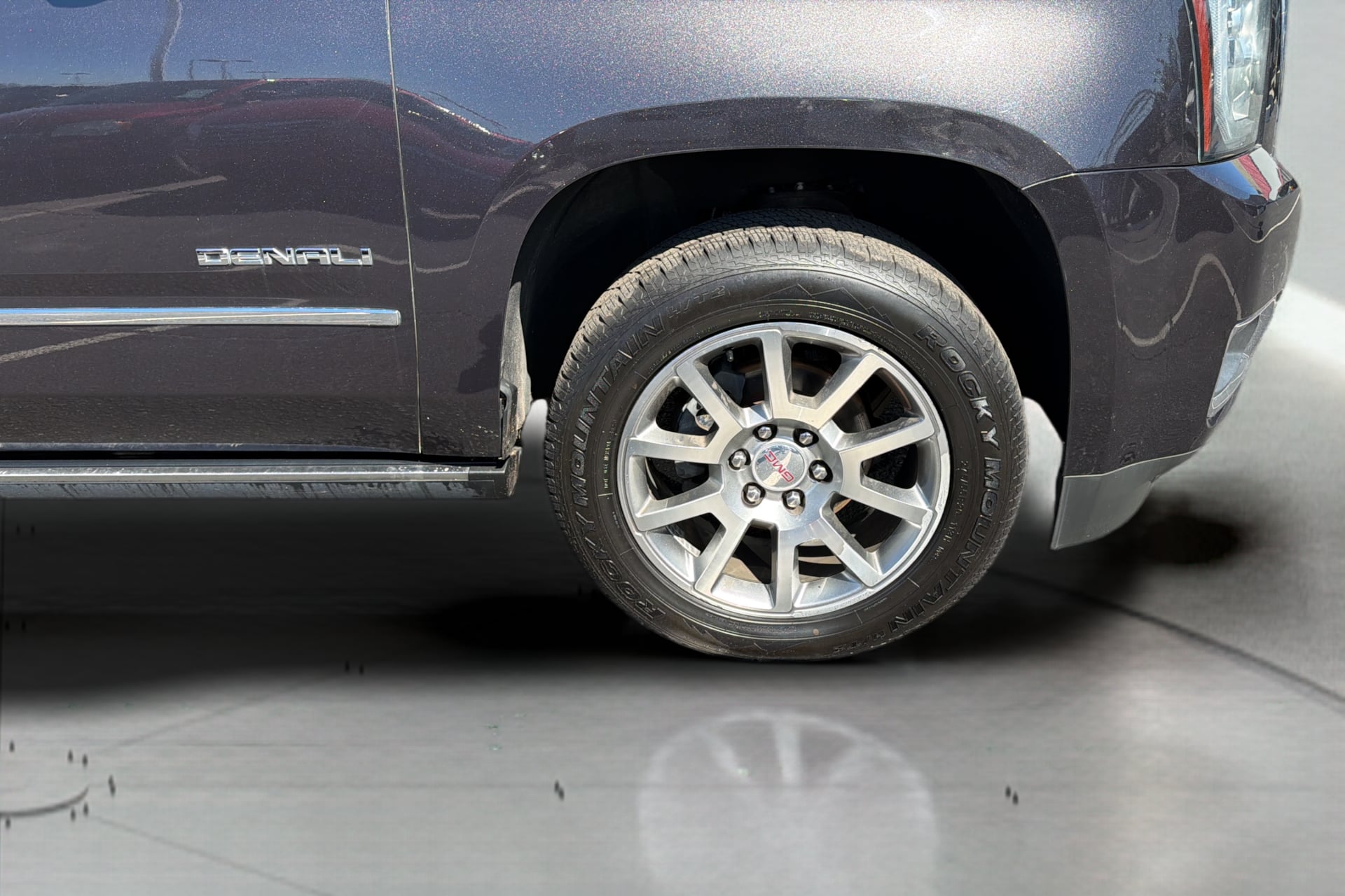 Photo 36 of this GMC Yukon XL