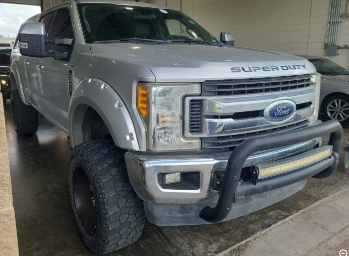 2017 Ford Super Duty F-250 SRW XLT