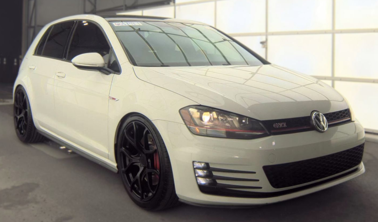 2016 Volkswagen Golf GTI S w/Performance Pkg