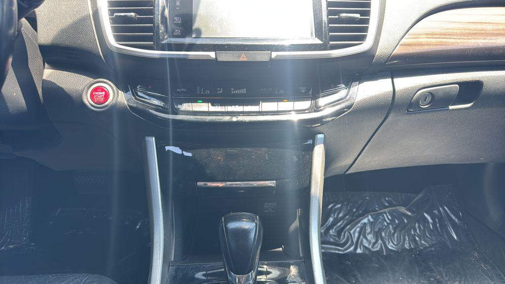 2017 Honda Accord EX-L - Photo 28