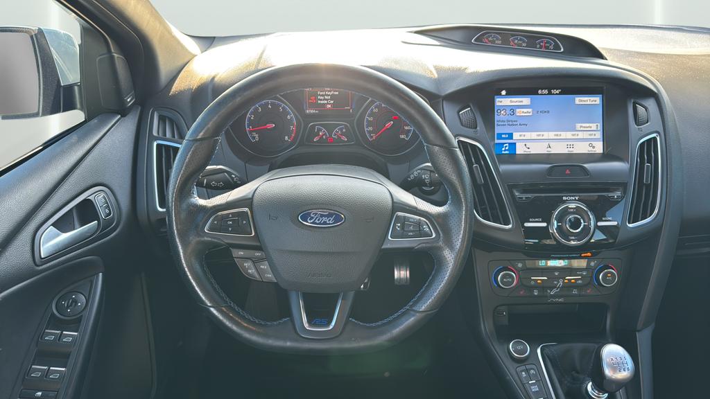 2017 Ford Focus RS - Photo 16