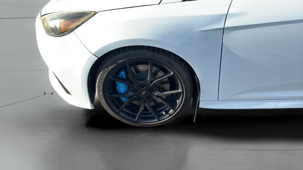 2017 Ford Focus RS - Photo 36