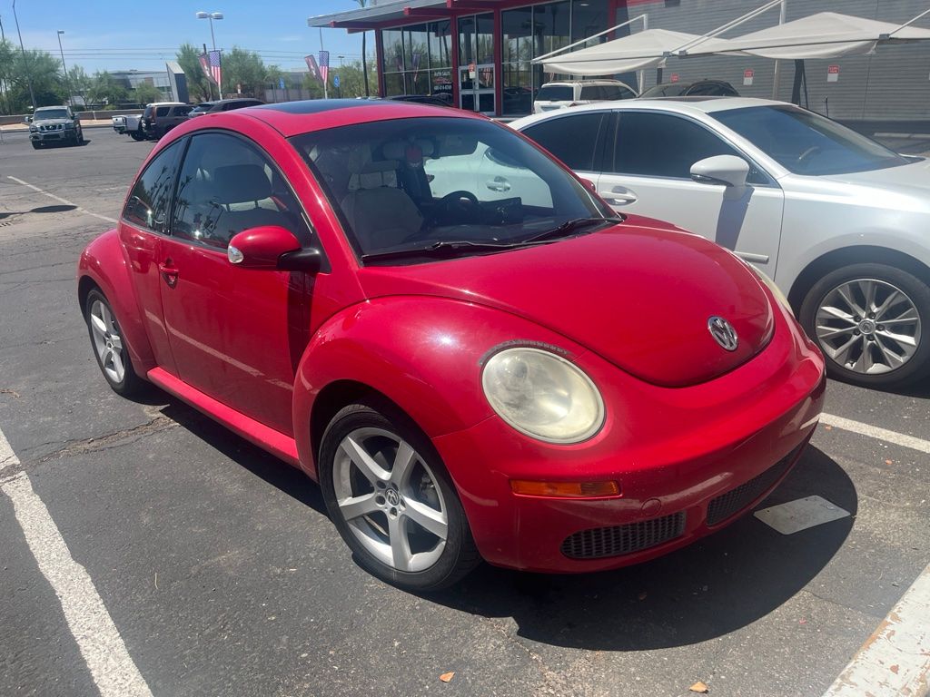 2010 Volkswagen New Beetle Coupe 