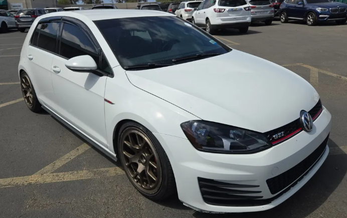 2016 Volkswagen Golf GTI S