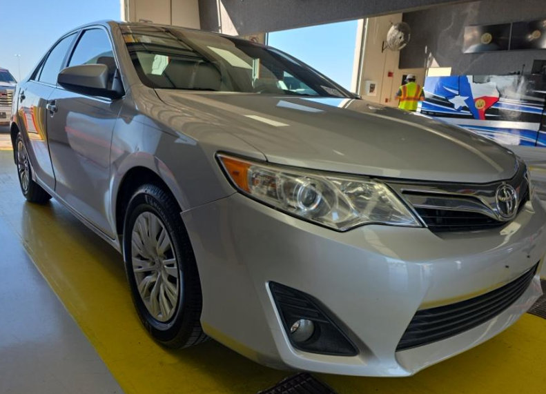 2013 Toyota Camry LE