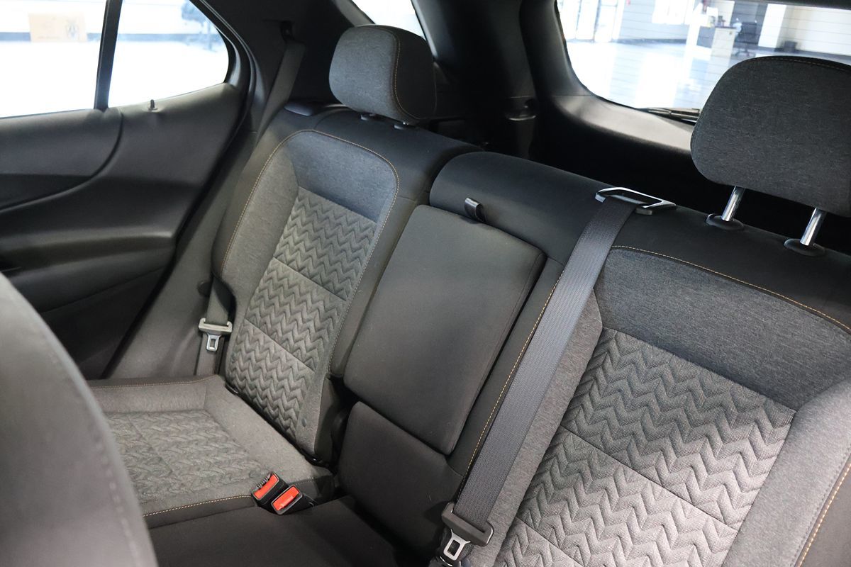 Photo 13 of this Chevrolet Equinox