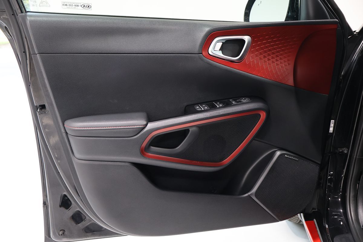 Photo 6 of this Kia Soul