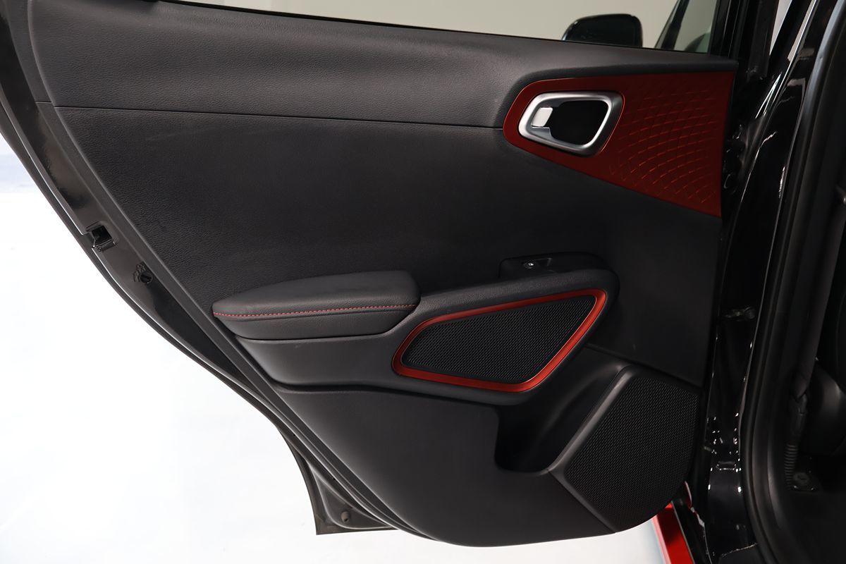 Photo 11 of this Kia Soul