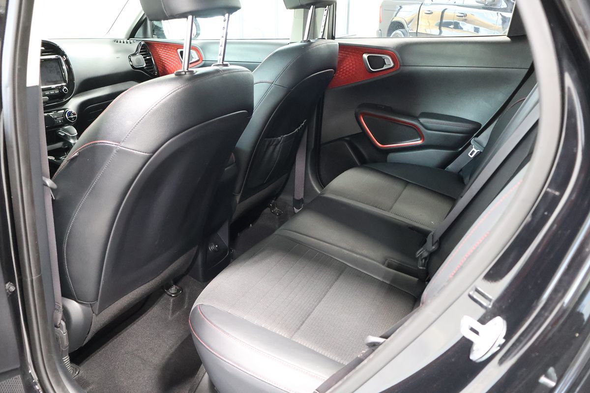 Photo 12 of this Kia Soul