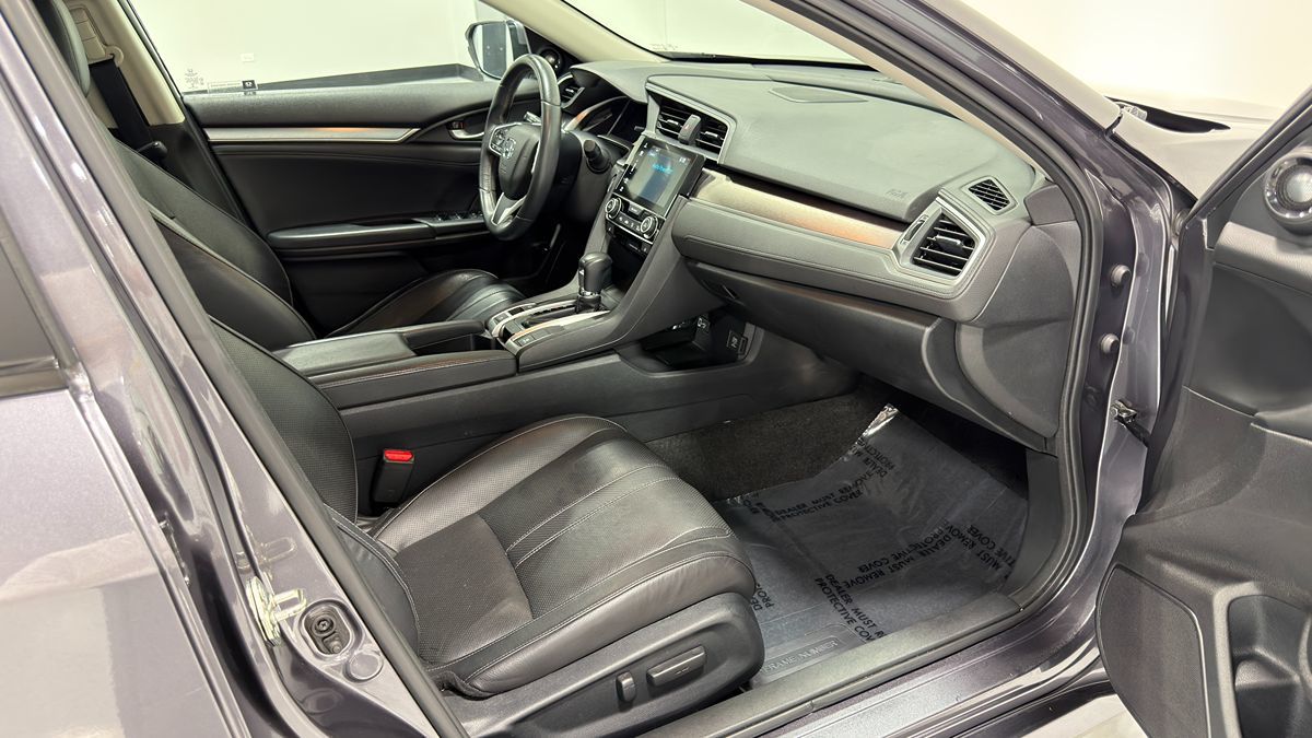 2016 Honda Civic Touring - Photo 11
