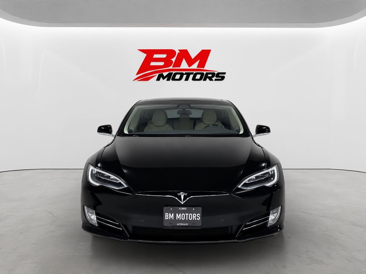 2017 Tesla Model S 90D - Photo 2