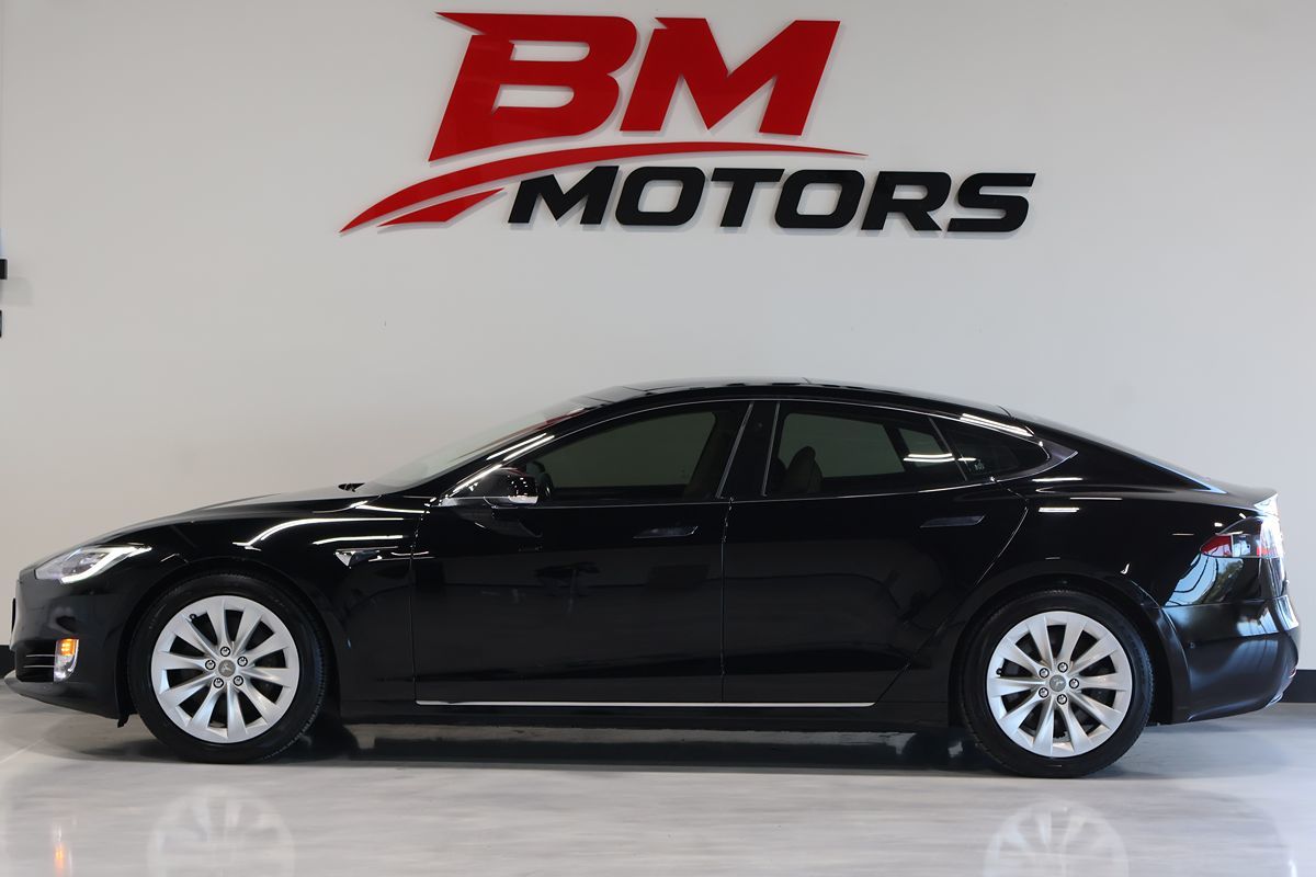 Photo 3 of this Tesla Model S