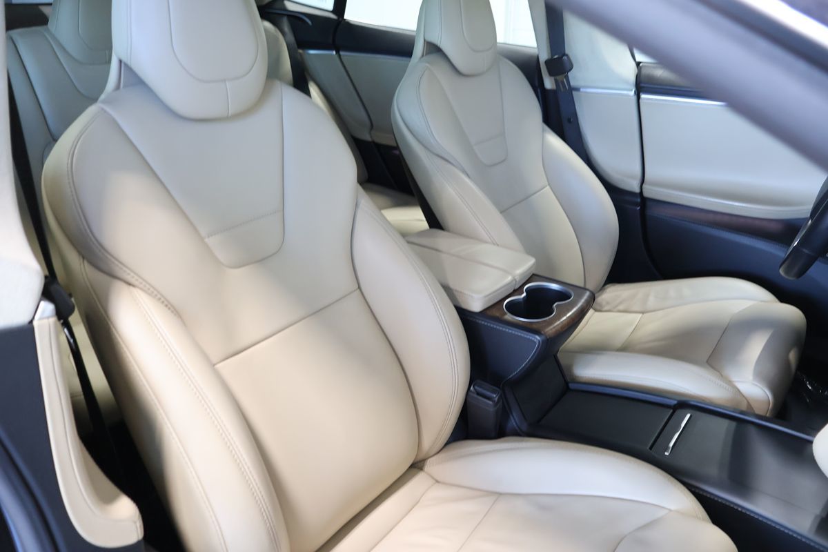 Photo 20 of this Tesla Model S