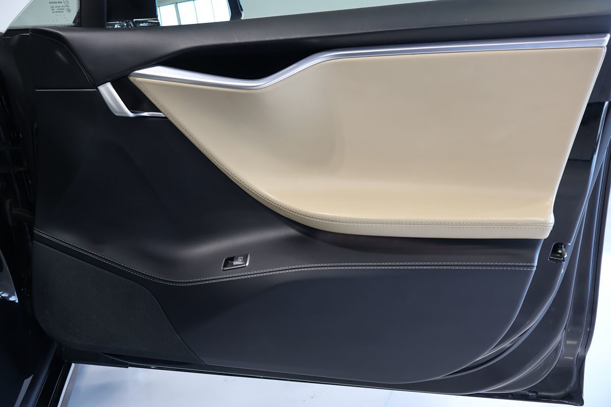 Photo 18 of this Tesla Model S