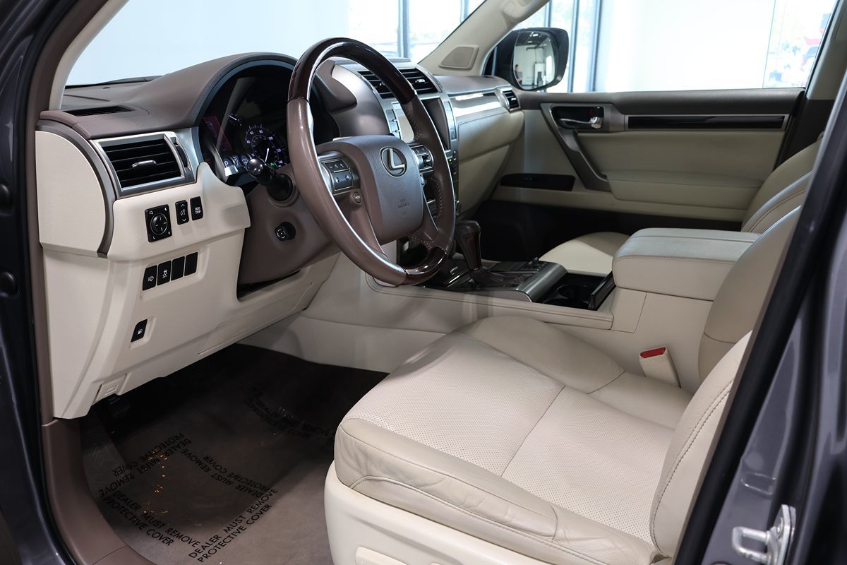 Photo 7 of this Lexus GX 460