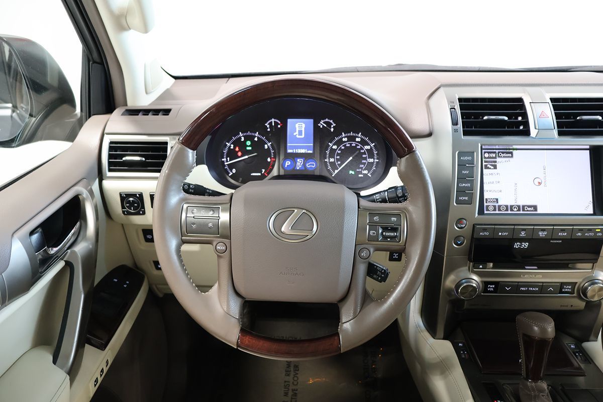 Photo 9 of this Lexus GX 460