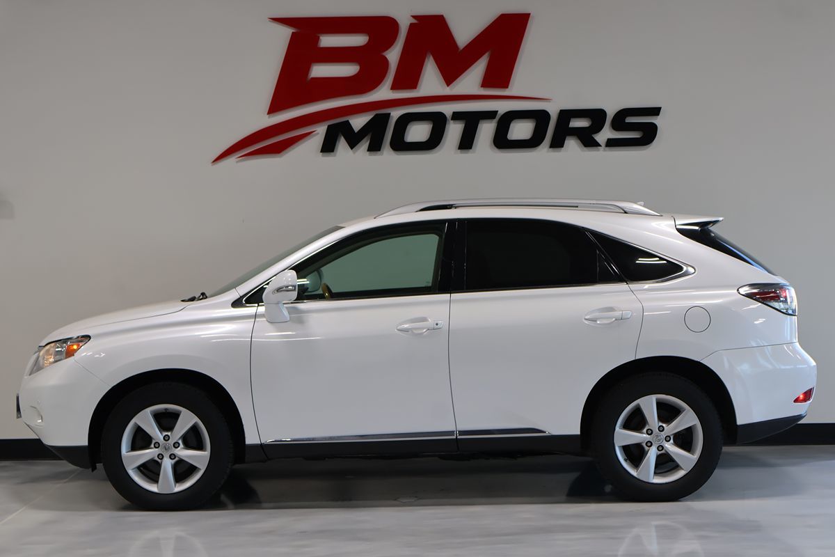 Photo 3 of this Lexus RX 350