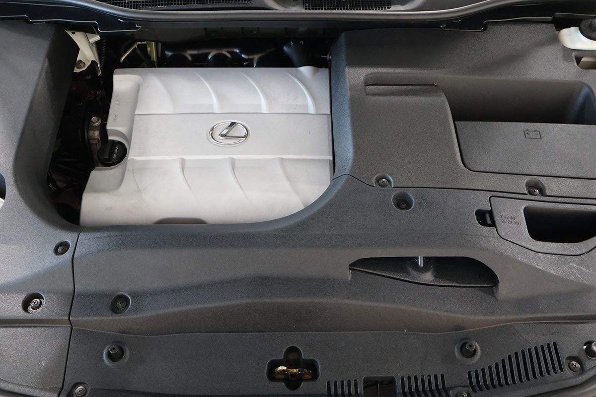 Photo 22 of this Lexus RX 350