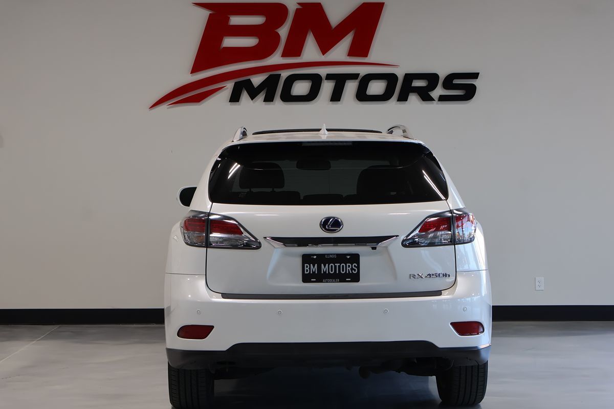 Photo 5 of this Lexus RX 450h