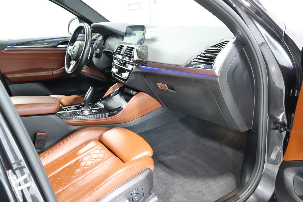 Photo 20 of this BMW X4