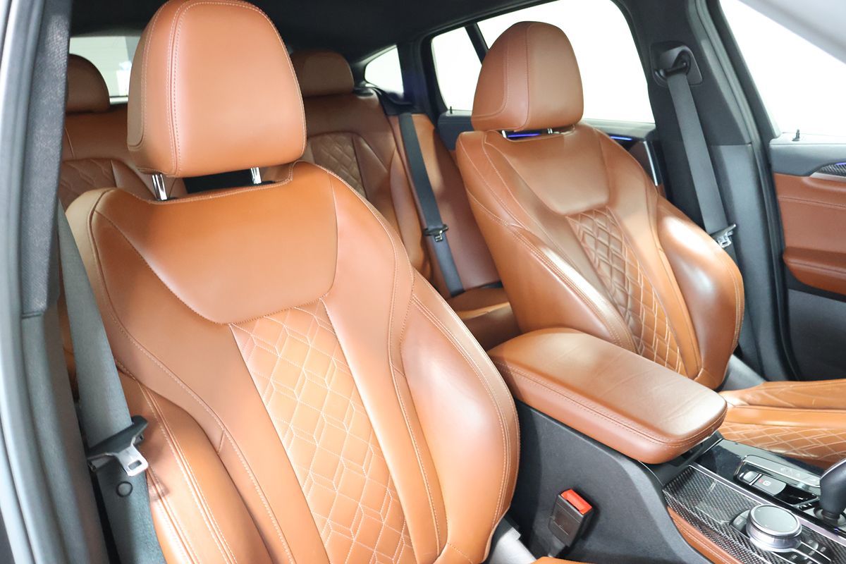 Photo 21 of this BMW X4