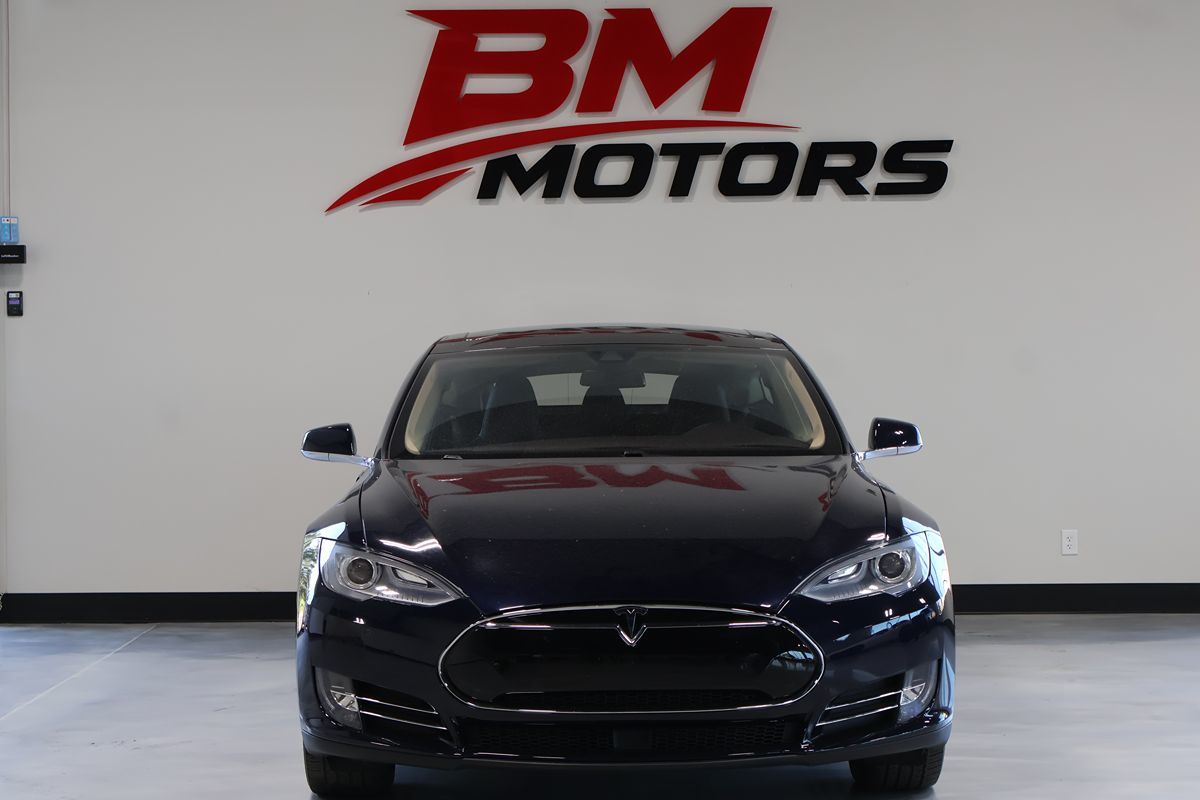 Photo 2 of this Tesla Model S