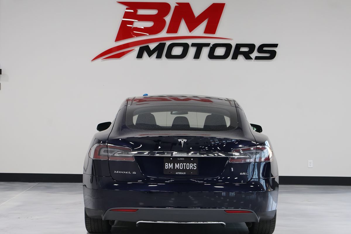 Photo 5 of this Tesla Model S