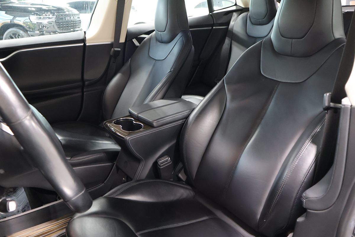 Photo 8 of this Tesla Model S