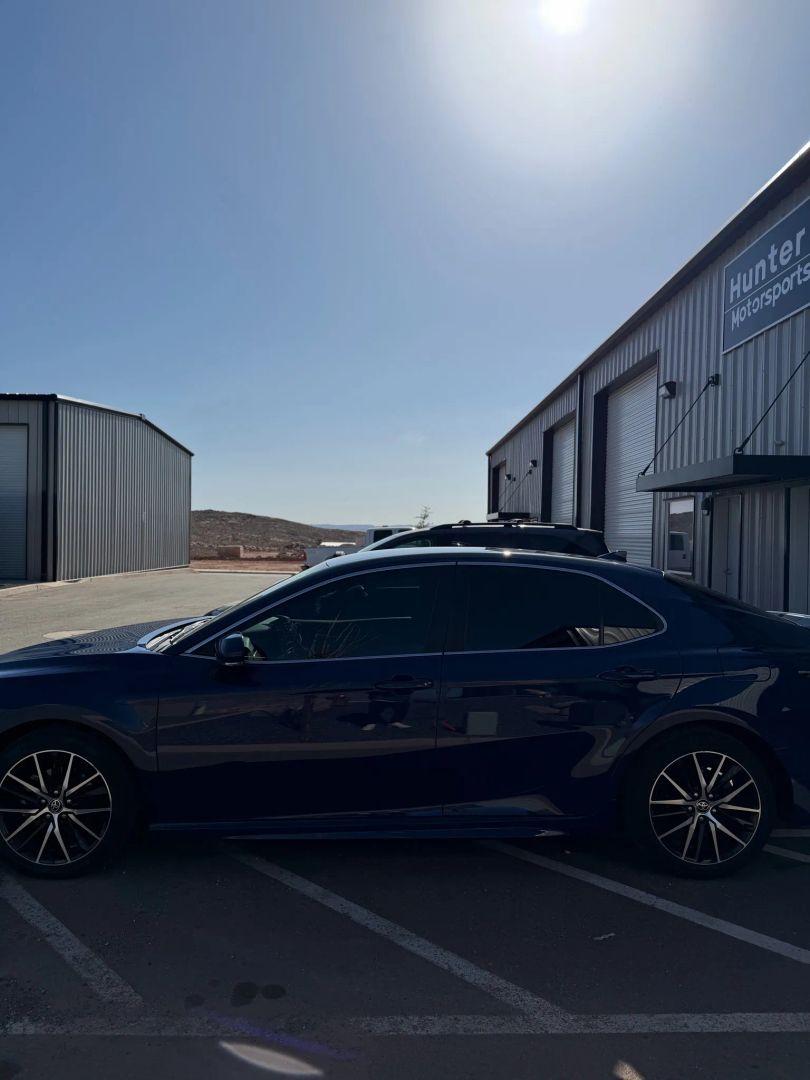 2023 Toyota Camry SE - Photo 3