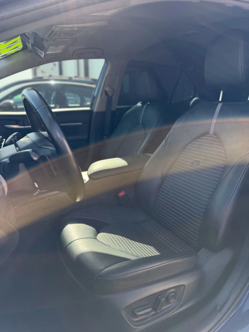 2023 Toyota Camry SE - Photo 12
