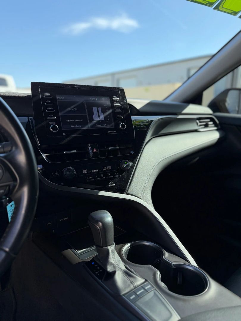2023 Toyota Camry SE - Photo 15