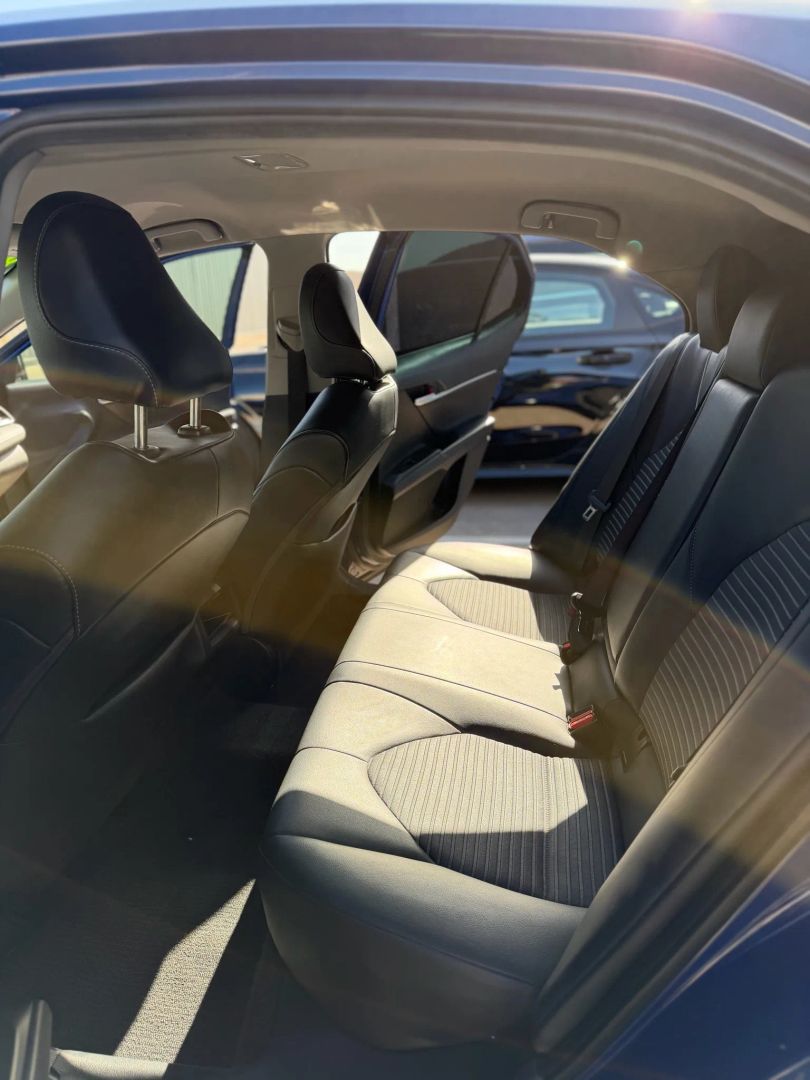 2023 Toyota Camry SE - Photo 17