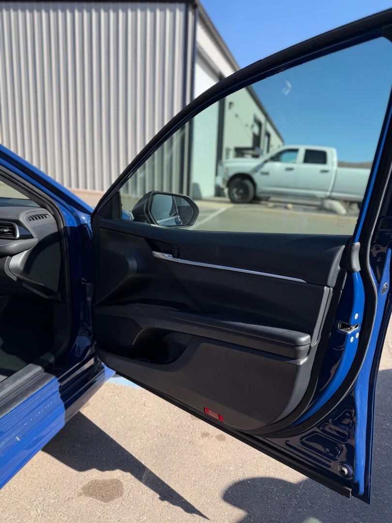 2023 Toyota Camry SE - Photo 25