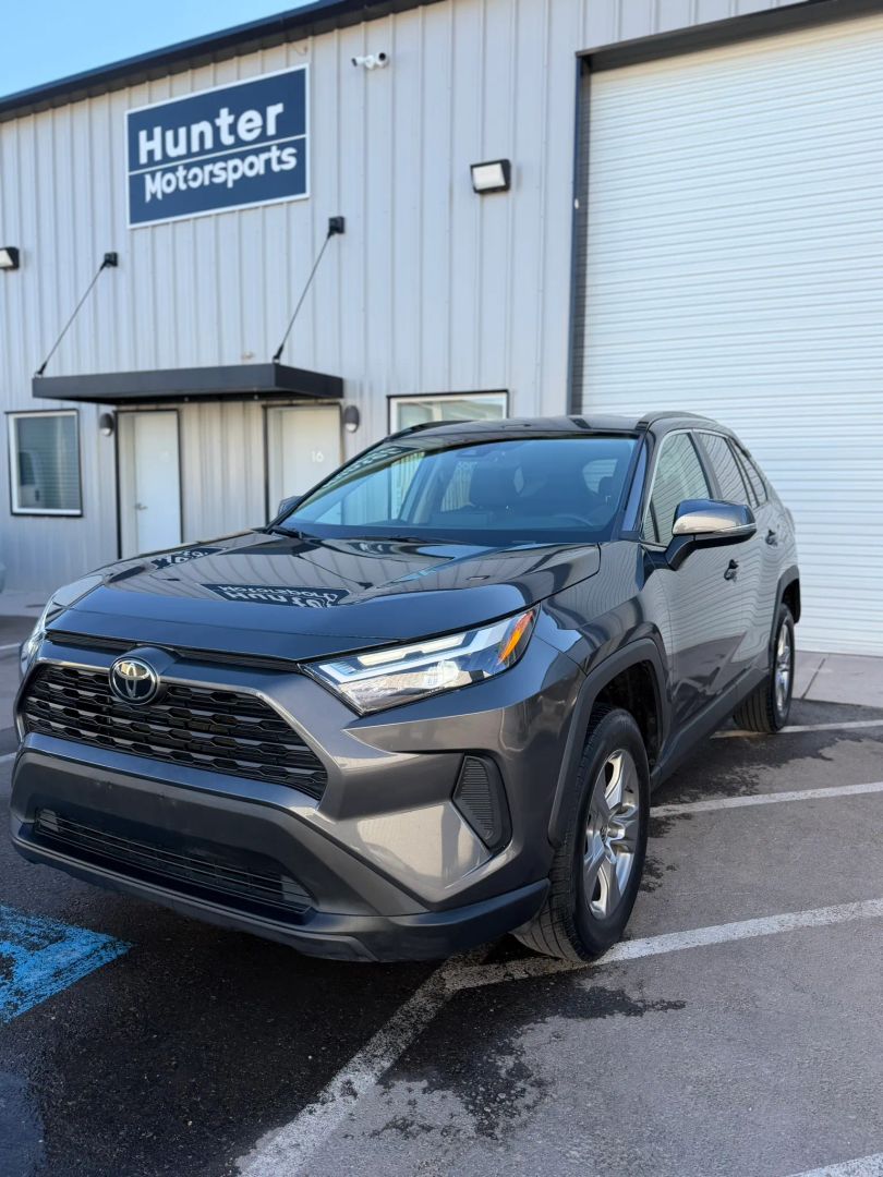 2024 Toyota RAV4 XLE - Photo 2