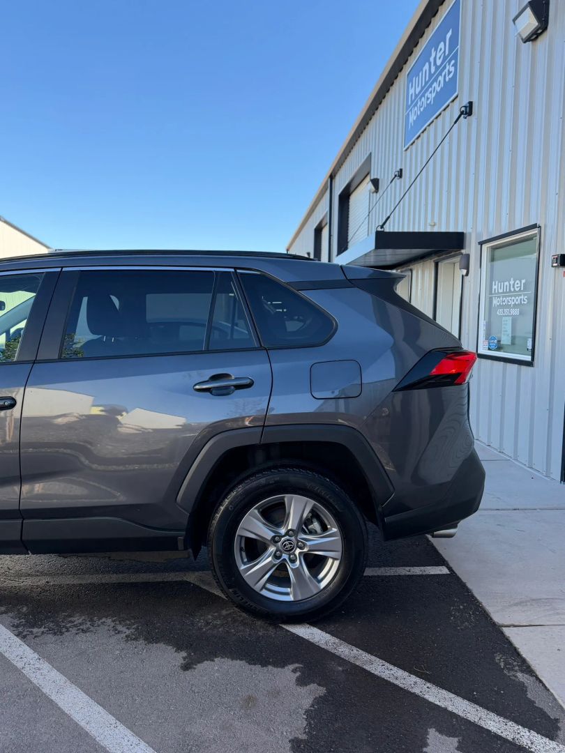 2024 Toyota RAV4 XLE - Photo 7