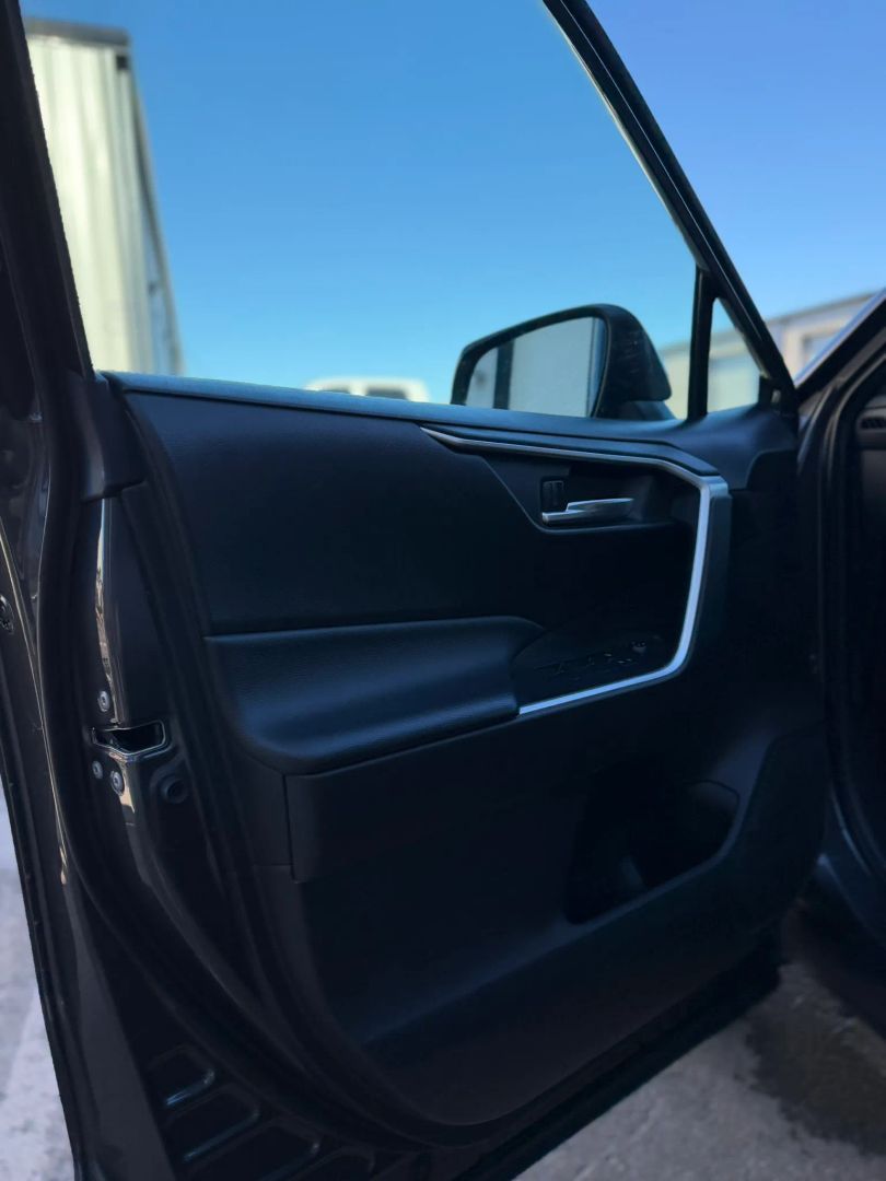 2024 Toyota RAV4 XLE - Photo 50