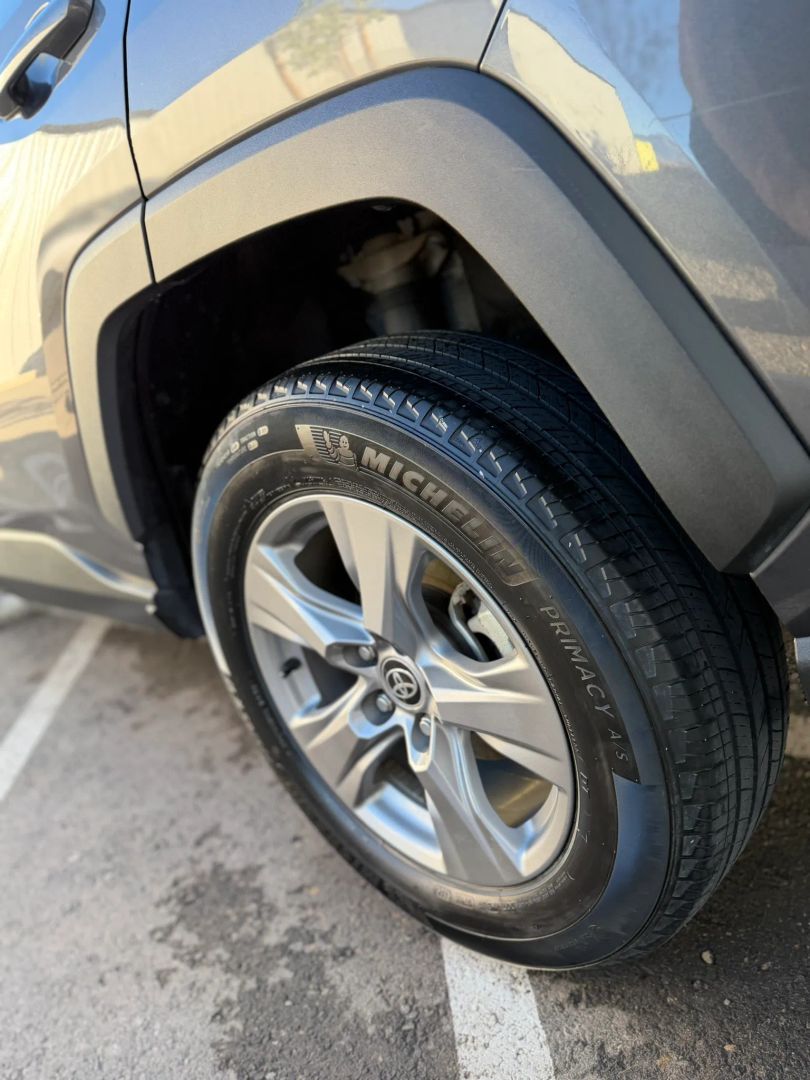 2024 Toyota RAV4 XLE - Photo 52