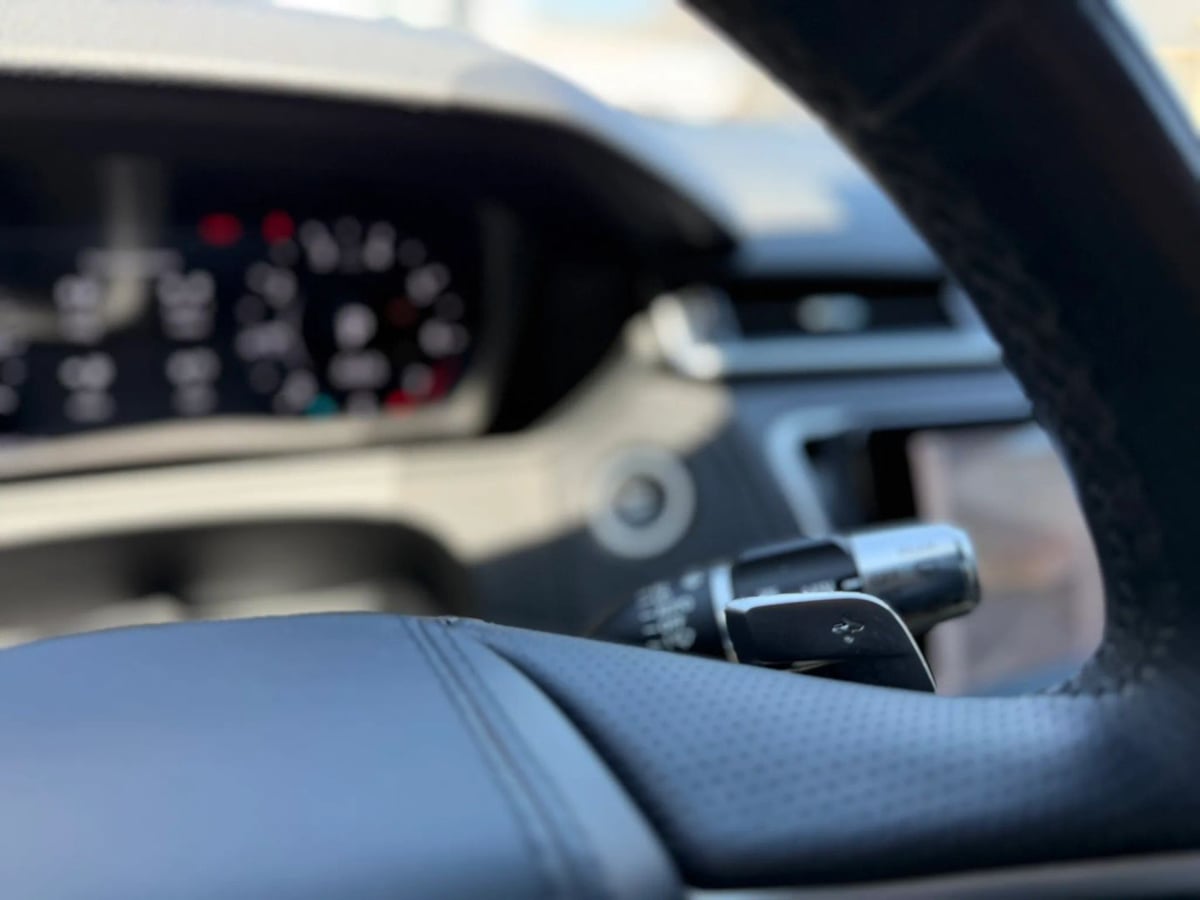 2023 Land Rover Range Rover Velar S - Photo 29