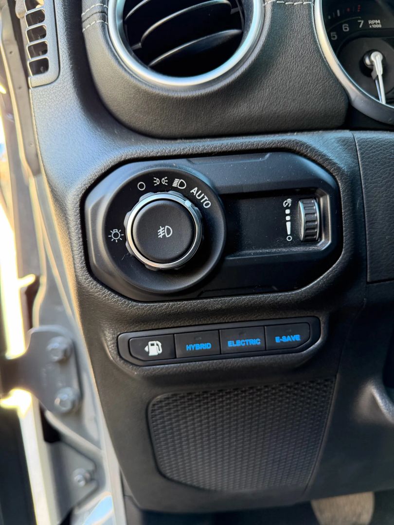 2023 Jeep Wrangler 4xe Sahara 4XE - Photo 24