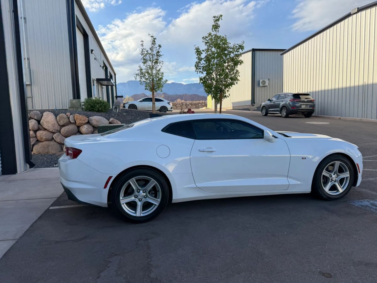2023 Chevrolet Camaro 1LT - Photo 7