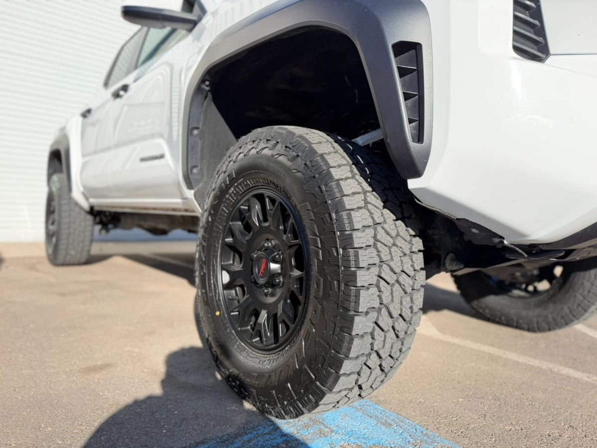 2024 Toyota Tacoma TRD Off Road - Photo 13