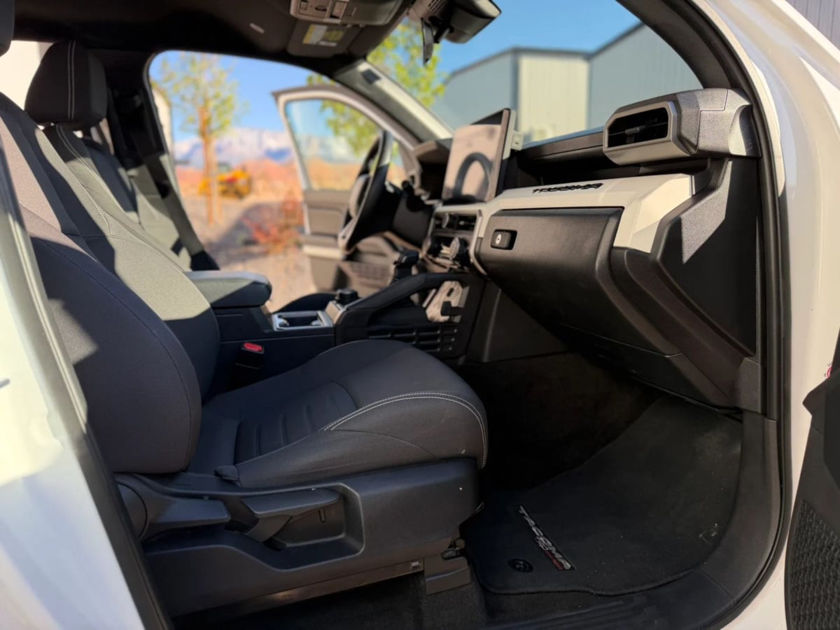 2024 Toyota Tacoma TRD Off Road - Photo 37