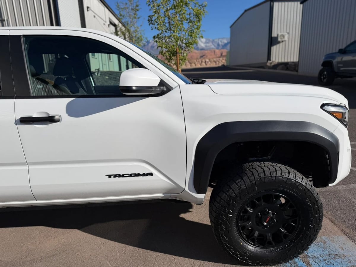 2024 Toyota Tacoma TRD Off Road - Photo 19