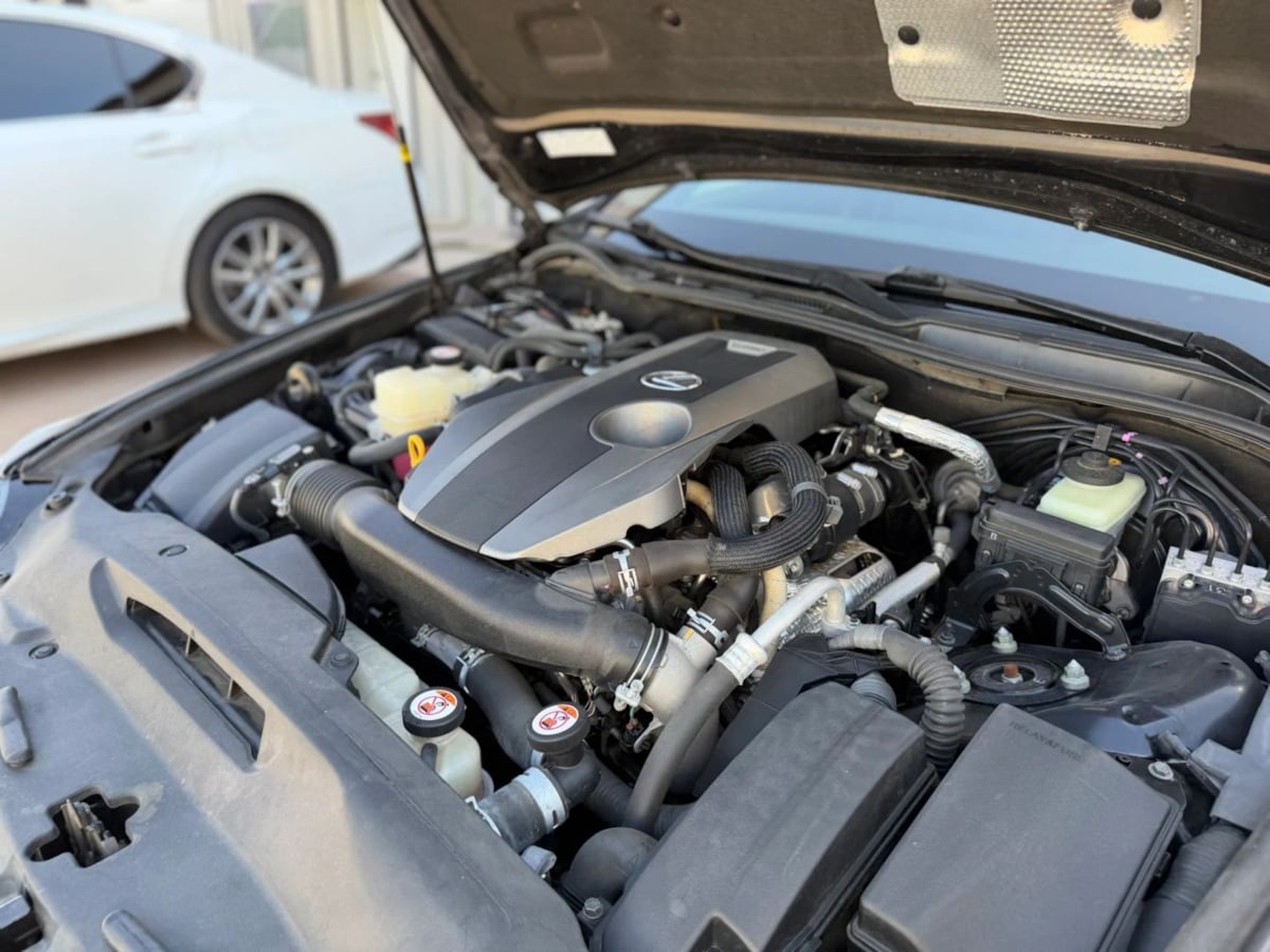 2017 Lexus IS 200t - Photo 47