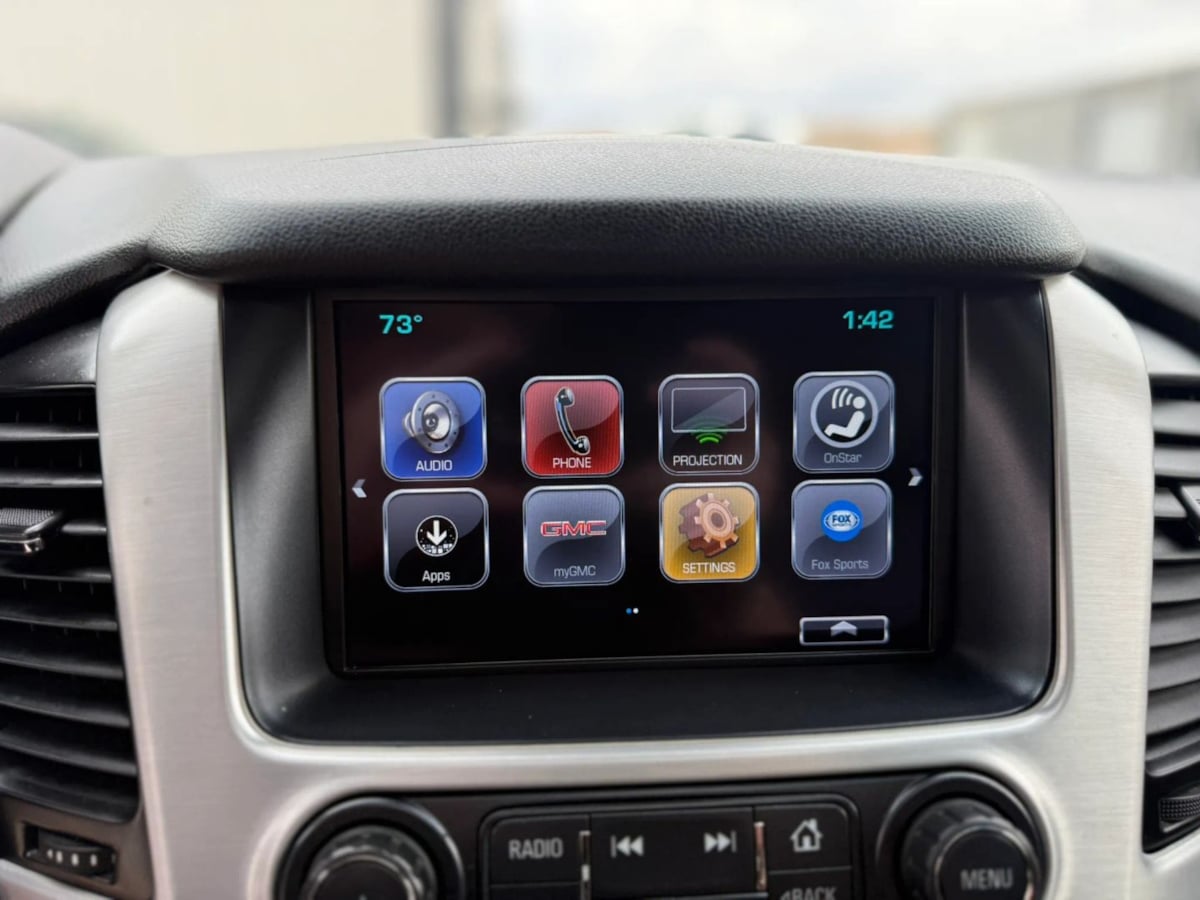 Photo 30 of this GMC Yukon