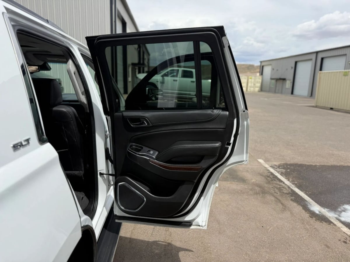 Photo 46 of this GMC Yukon