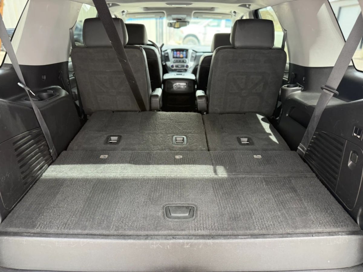 Photo 70 of this GMC Yukon