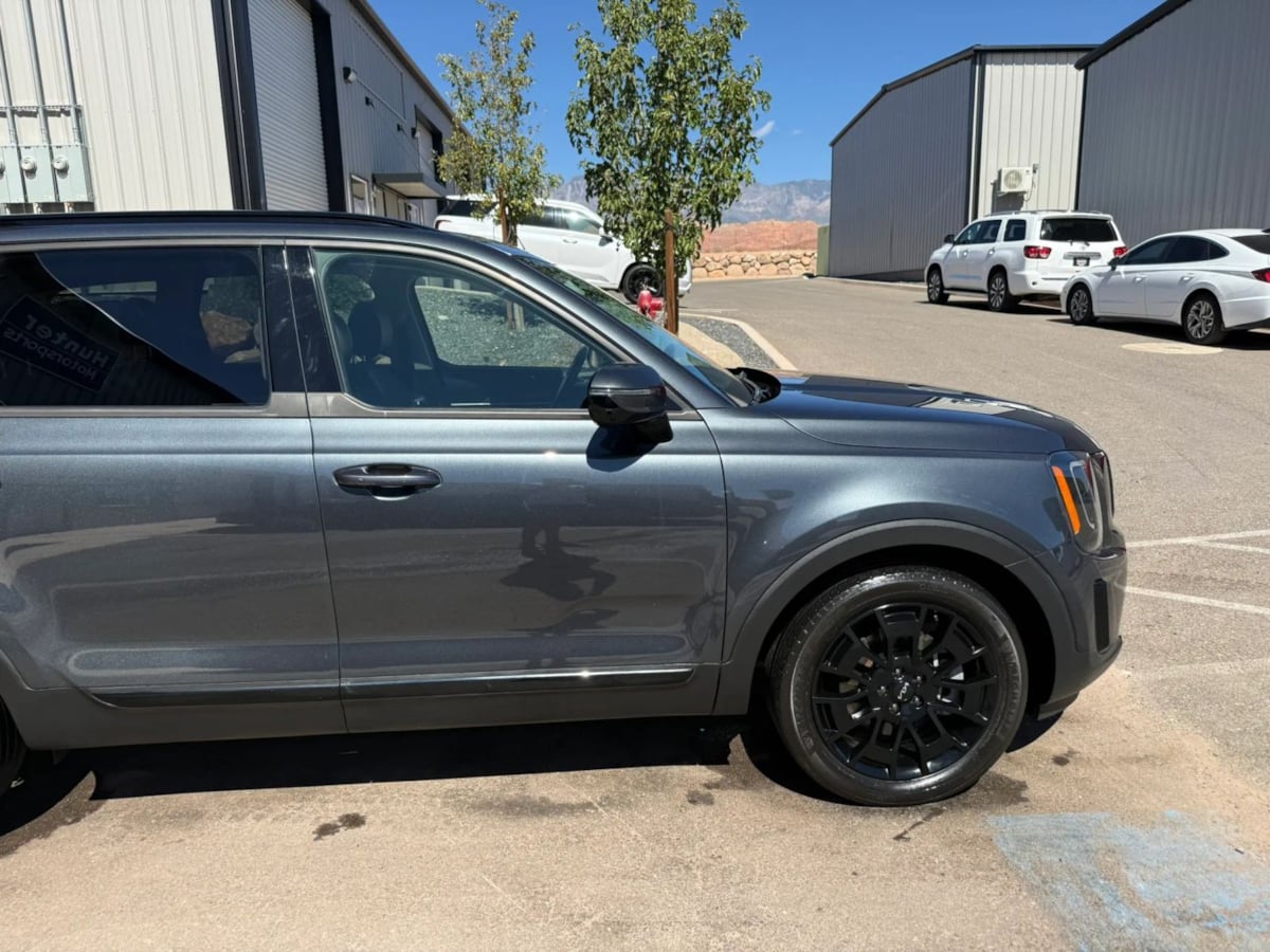 Photo 11 of this Kia Telluride