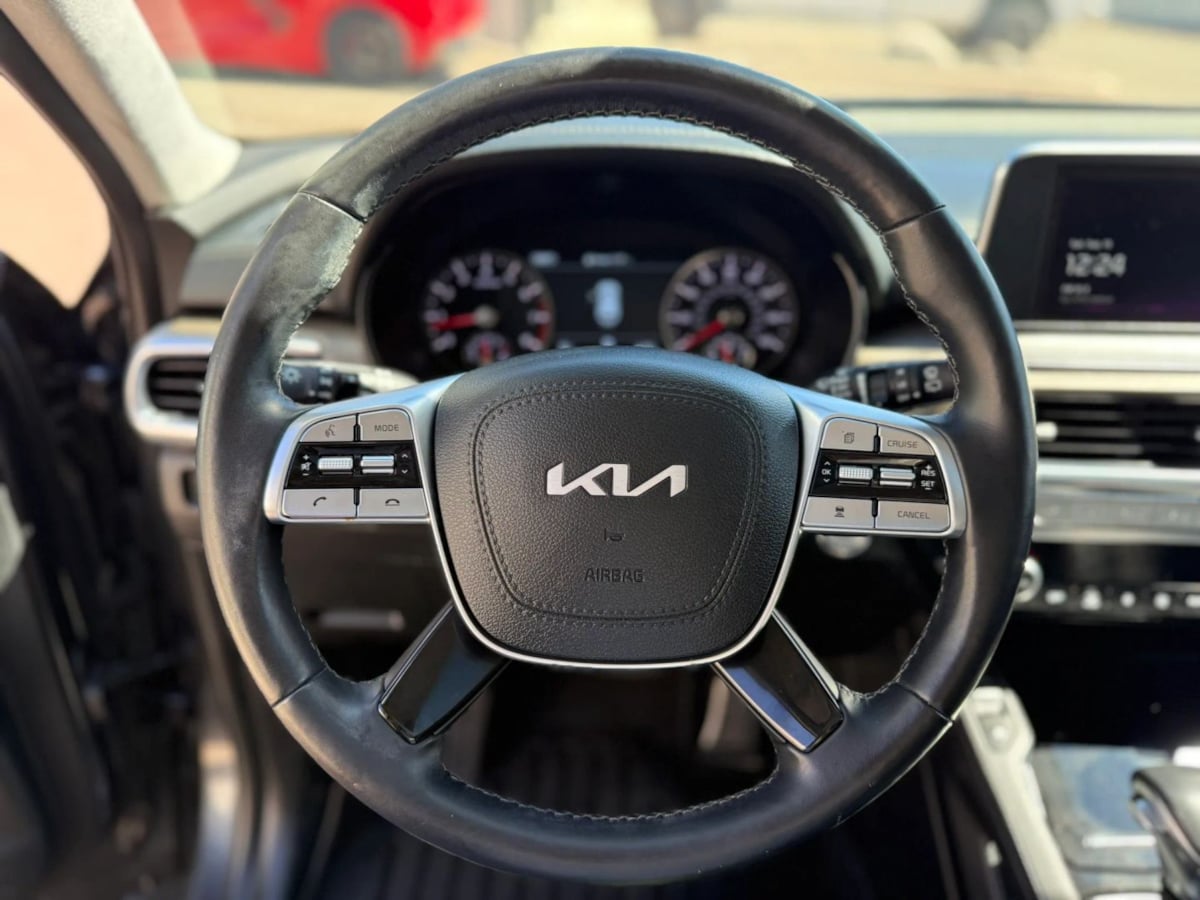 Photo 27 of this Kia Telluride